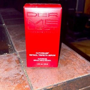 Dermelect retinol serum